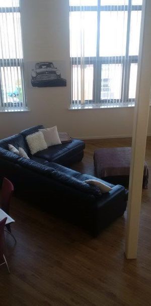 2 bedroom flat to rent - Photo 1