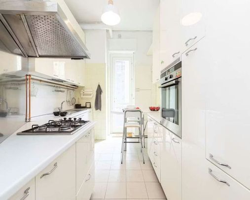 Viale Emilio Caldara, Milan, Lombardy 20122 - Photo 1