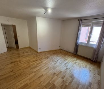 Location Appartement 3 pièces 92m² - Photo 1