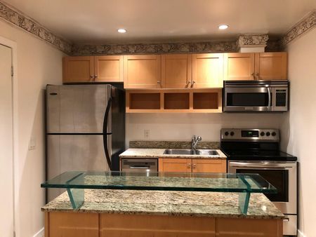 For Lease - 218 Queens Quay N/A Unit# 1204, Toronto, Ontario - Photo 5