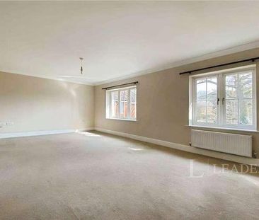 Limes Close, Leatherhead, Surrey, KT22 - Photo 1