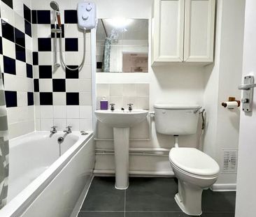1 bedroom flat to rent - Photo 4