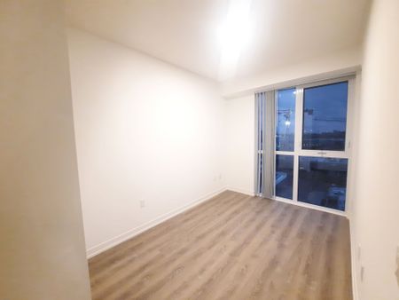 For Lease - 8 Interchange Way Unit# 812, Vaughan, Ontario - Photo 5