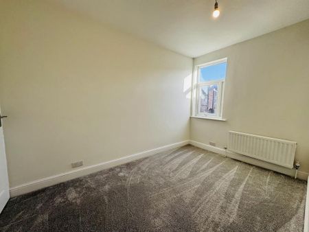2 bedroom property to rent - Photo 2