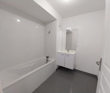 Location Appartement 3 pièces 64m² ORLEANS 45000 - Photo 5