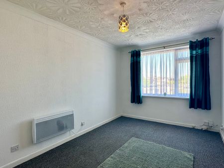 Freshwater Drive, Hamworthy - Photo 5