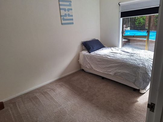Chic 2BR Flat with Pool in Browns Bay! - Photo 1