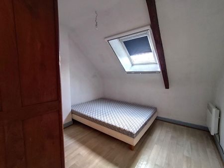 À LOUER Maison en pierre pleine de charme à Saint-Gilles-Pligeaux - Photo 4