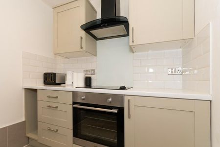 2 bedroom flat to rent - Photo 3