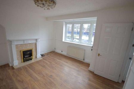 New Road, Dagenham Docks, RM10 - Photo 2