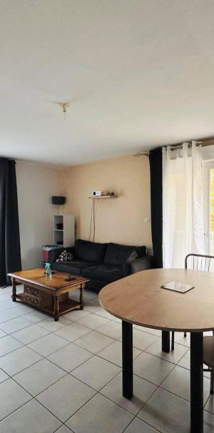 Appartement à louer 3 pièces 64.97m² - Photo 1