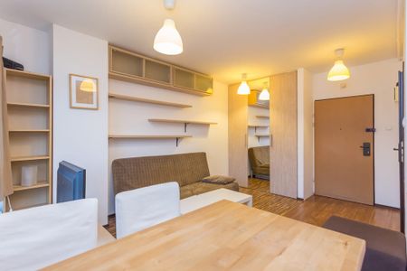 Zobacz Umeblowana kawalerka, idealna lokalizacja 25 m² - Zdjęcie 3