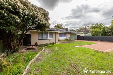 139 Forrest Road, Armadale WA 6112 - Photo 4