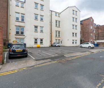 3 bedroom apartment to rent - Photo 6