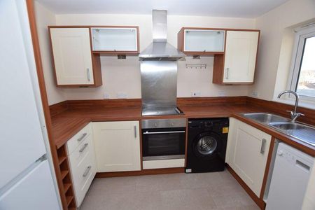 2 bedroom apartment to rent - Photo 3