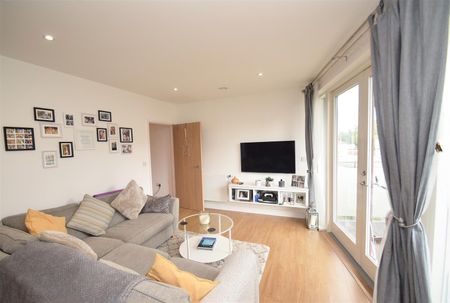 London Road, Isleworth - 1 bedroomProperty for lettings - Chasebuchanan - Photo 5