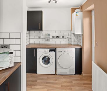 Hampton Gardens Studio 3 - Photo 3