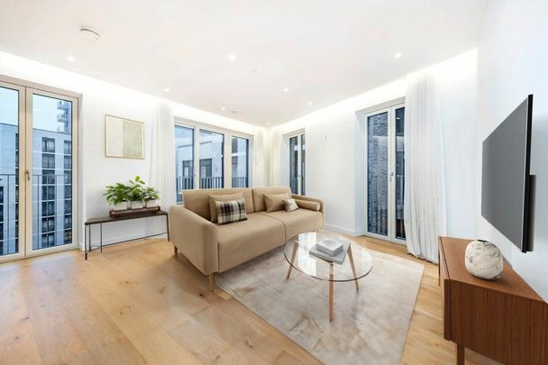 Jubilee Walk, Clerkenwell, WC1X - Photo 1