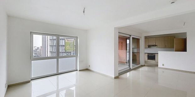 Appartement te huur in Moeskroen voor € 900 met 2 slaapkamers - Photo 1