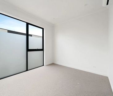 Stunning, brand new, CBD fringe - Photo 3