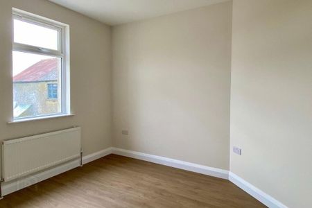14 Corcullentragh Road, Portadown, BT62 4JB - Photo 3