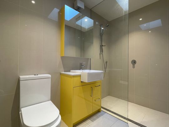 Top Floor, Highly Convenient Location - Photo 1
