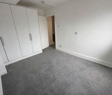 Stoke Lane, Patchway, BS34 - Photo 2