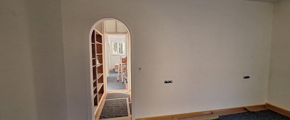 helle 3-Zi.-Whg in ES in energet. saniert. Mehrfamilienhaus - Foto 1