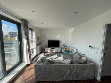 1 bedroom apartment to rent - Photo 2