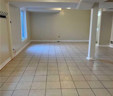 For Lease - 96 Mynden Way, Newmarket, Ontario - Photo 3