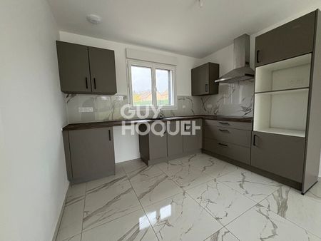 LOCATION : maison de 5 pièces (102 m²) à LA CHAPELLE DU NOYER - Photo 5