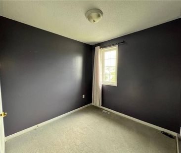 For Lease - 52 Admiral Crescent, Essa, Ontario - Photo 6