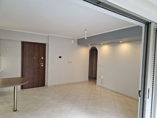 Διαμέρισμα για ενοικίαση - Πετράλωνα, - Φωτογραφία 1