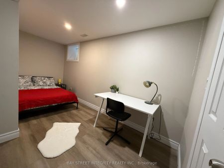 28 Earl Street #A - Photo 5