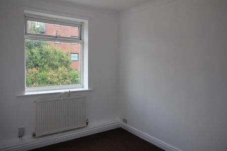 3 Bedroom Terraced House for Rent - Photo 3
