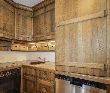 Obergeschosswohnung in zentraler Lage mit Kaiserblick - Photo 2