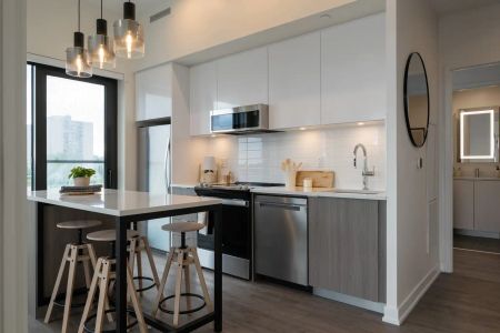 West Square Cityview — 2 Bedroom - Photo 2