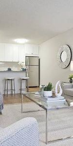 One-bed gem is renovated to perrrfection—luxury pet friendly living! - Photo 3