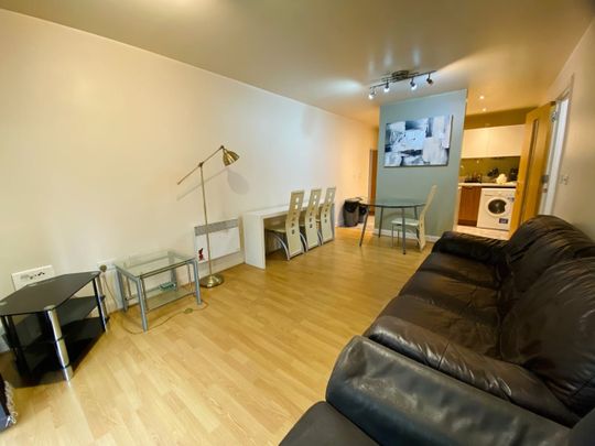 1 Bed Flat, Southside, B5 - Photo 1