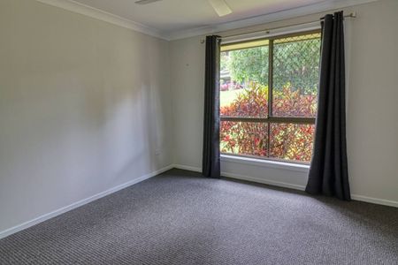 Beautiful 3 Bedroom Goonellabah Home - Photo 5