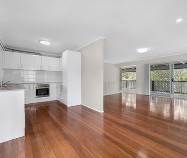 A charming home set on a generous block with a sprawling backyard. - Photo 3