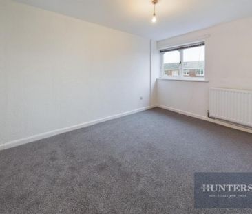 Tintagel Close, Thorney Close, Sunderland - Photo 2