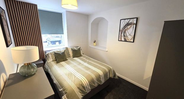 P2079: George Street, City Centre, Aberdeen - Photo 1