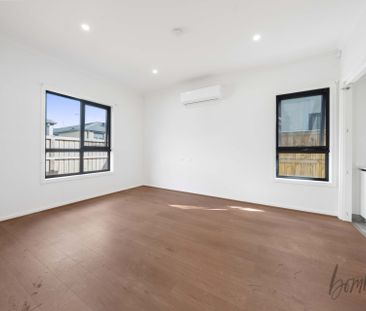 Brand New Family Home - Photo 4