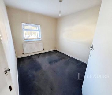 5 bedroom flat to rent - Photo 2