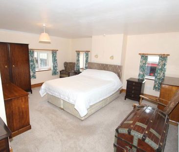 4 bedroom detached house to rent - Photo 5