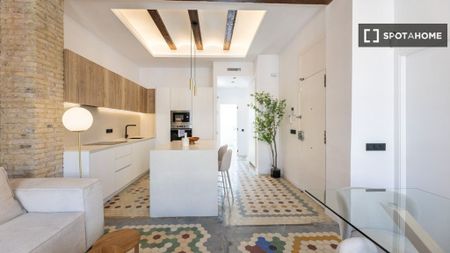 3 room luxury Apartment for rent in Valencia, Spain - Photo 3