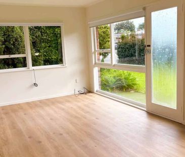 ROYAL OAK COTTAGE - Photo 1