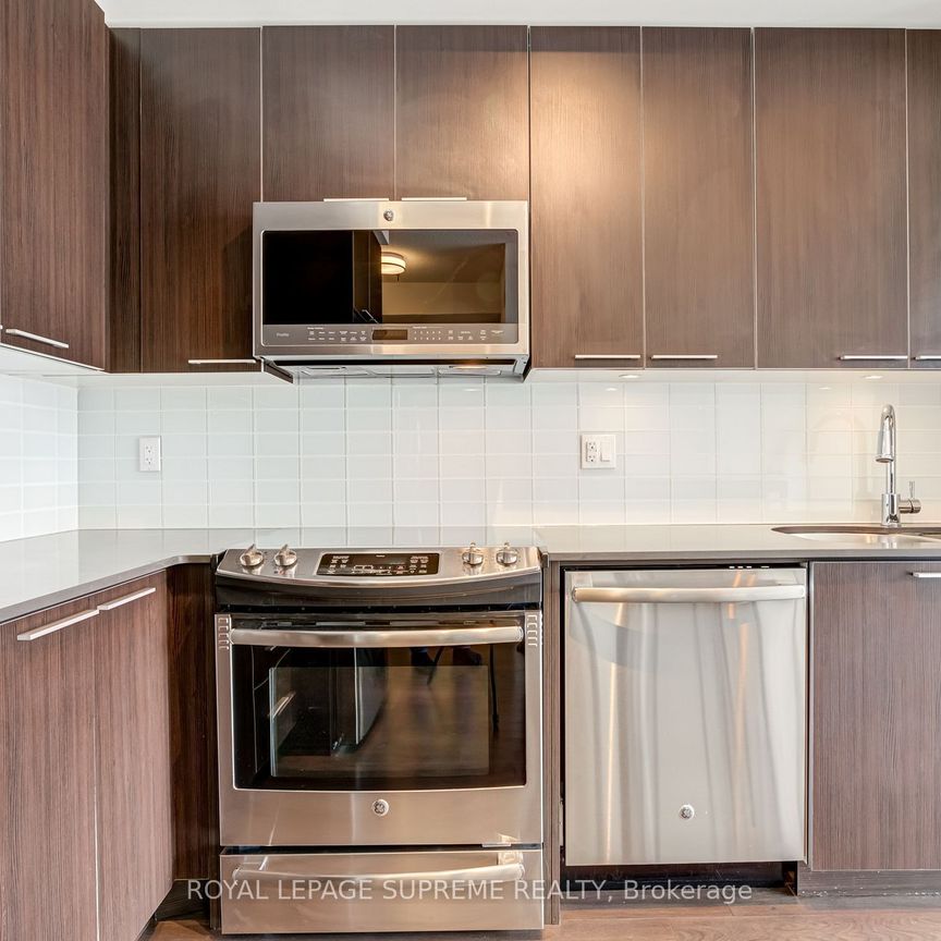 For Lease - 10 Park Lawn Road Unit# 2008, Toronto, Ontario - Photo 1