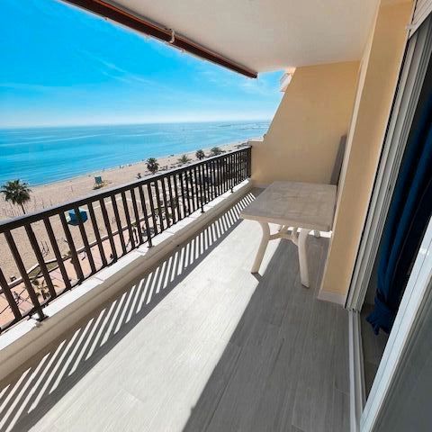 Apartamento de alquiler en Paseo Marítimo Rey de España, Playa de los Boliches - Photo 1